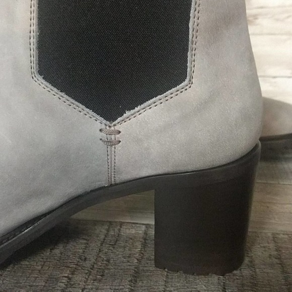 Ross & Snow Genuine Leather Chelsea Boots 9 - Picture 7 of 16